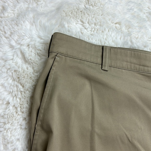 Nike Golf Tour Dri-Fit Performance Shorts - Picture 2 of 10